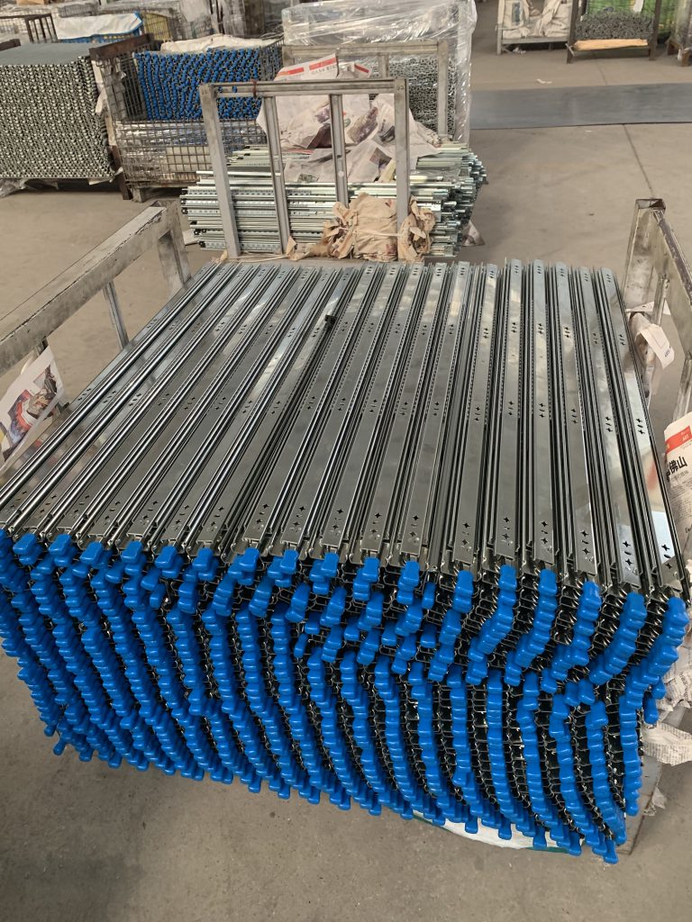 Product handling in workshop